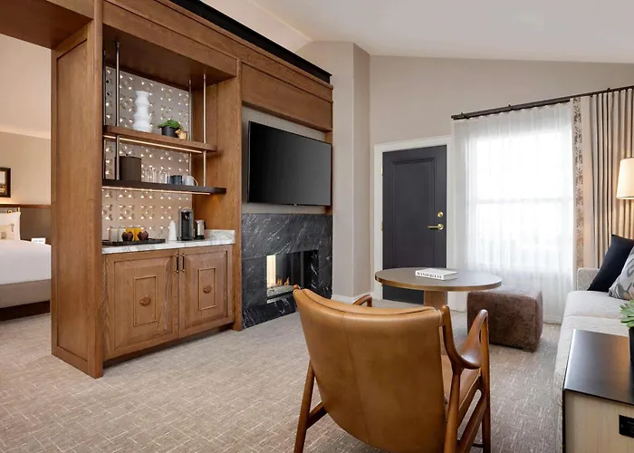 Fairmont Princess Hotel 5*